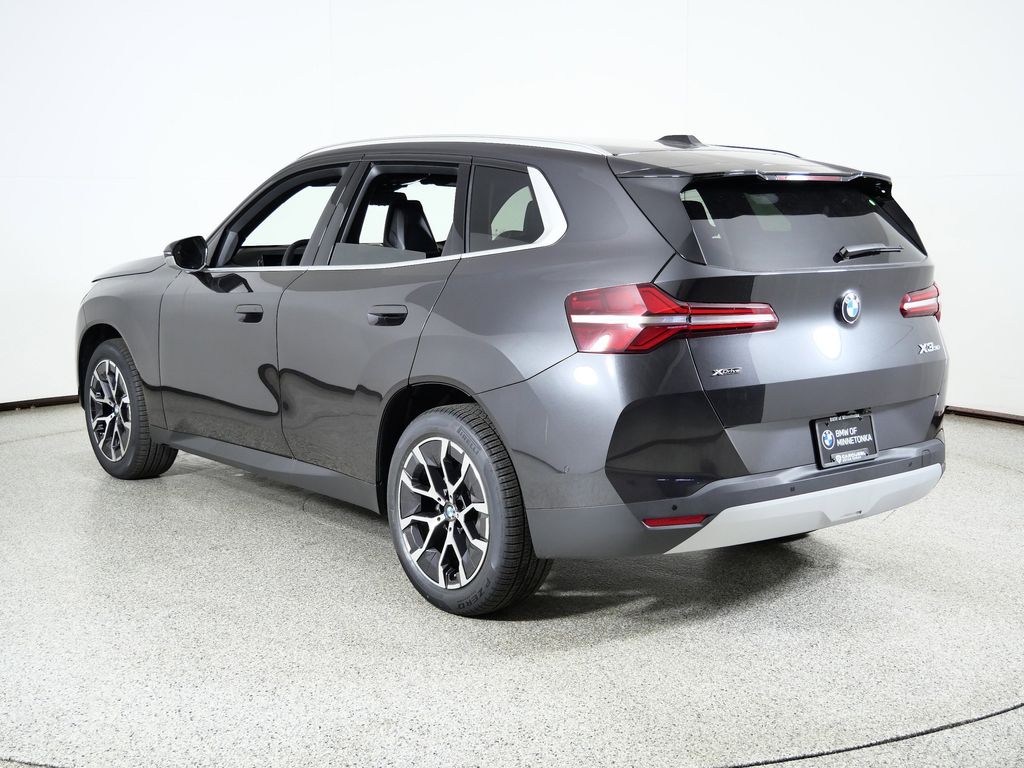 Thumbnail: 2026 BMW X3 - 15