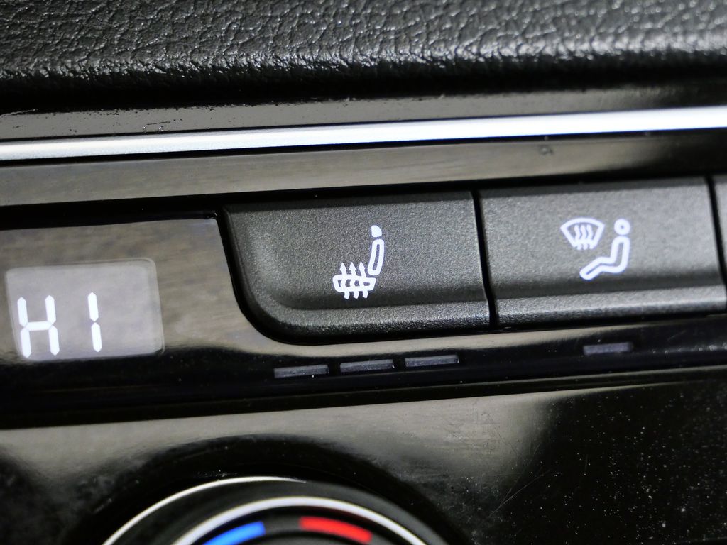 Thumbnail: 2023 Volkswagen Atlas - 49