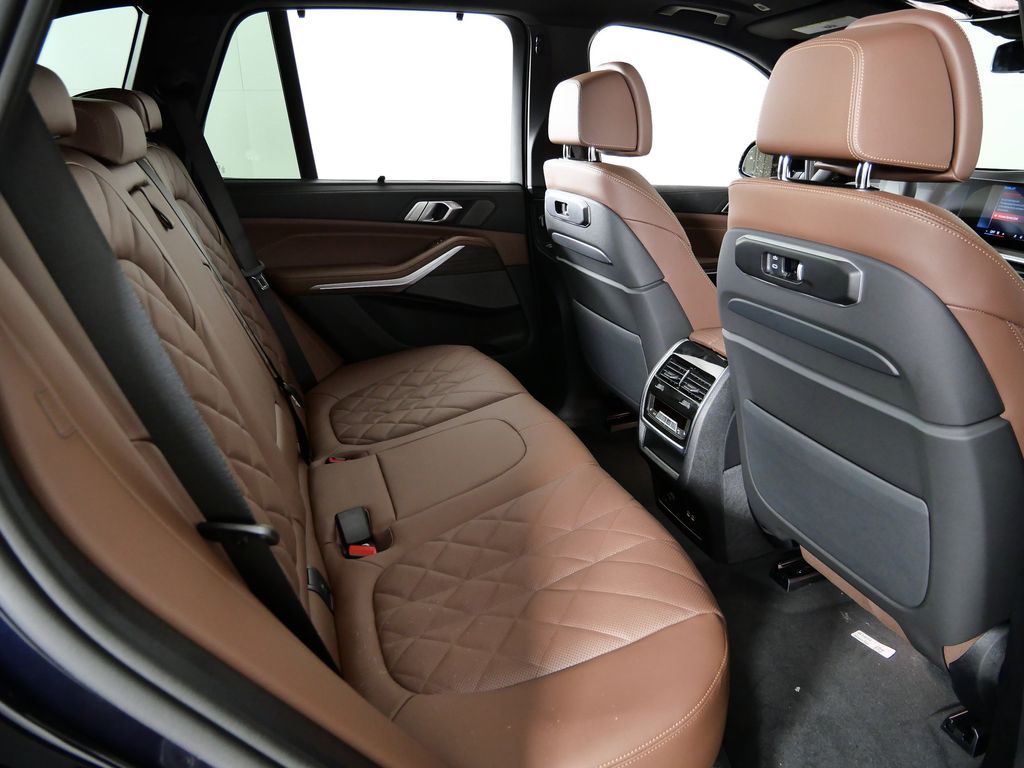 Thumbnail: 2026 BMW X5 - 26