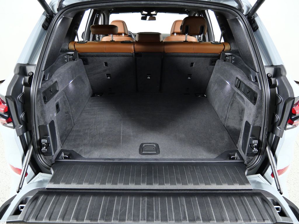 Thumbnail: 2024 BMW X5 - 33