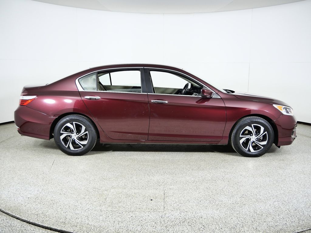 Thumbnail: 2016 Honda Accord - 9