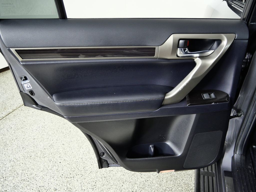 Thumbnail: 2018 Lexus GX - 27