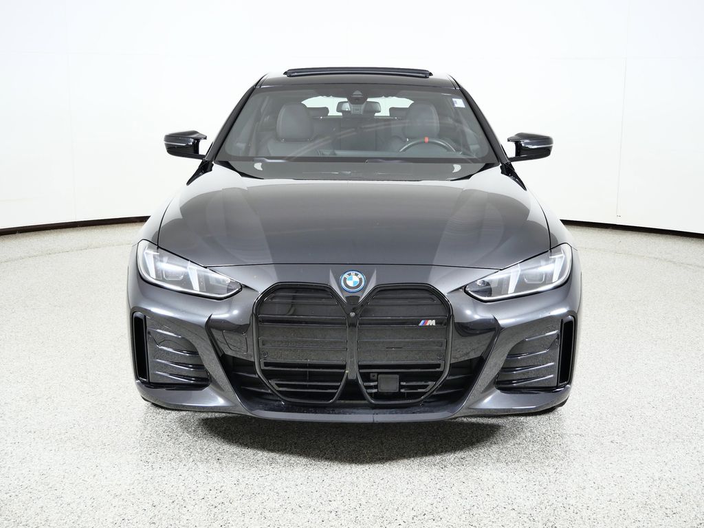 Thumbnail: 2025 BMW i4 - 3