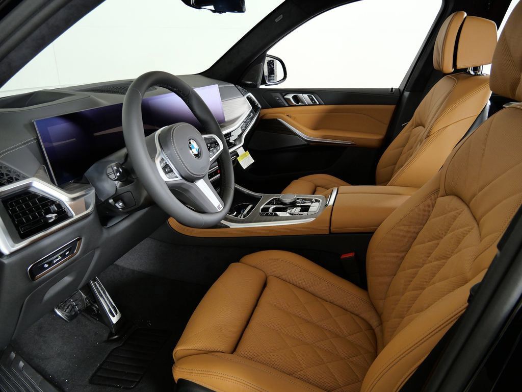 Thumbnail: 2026 BMW X7 - 37