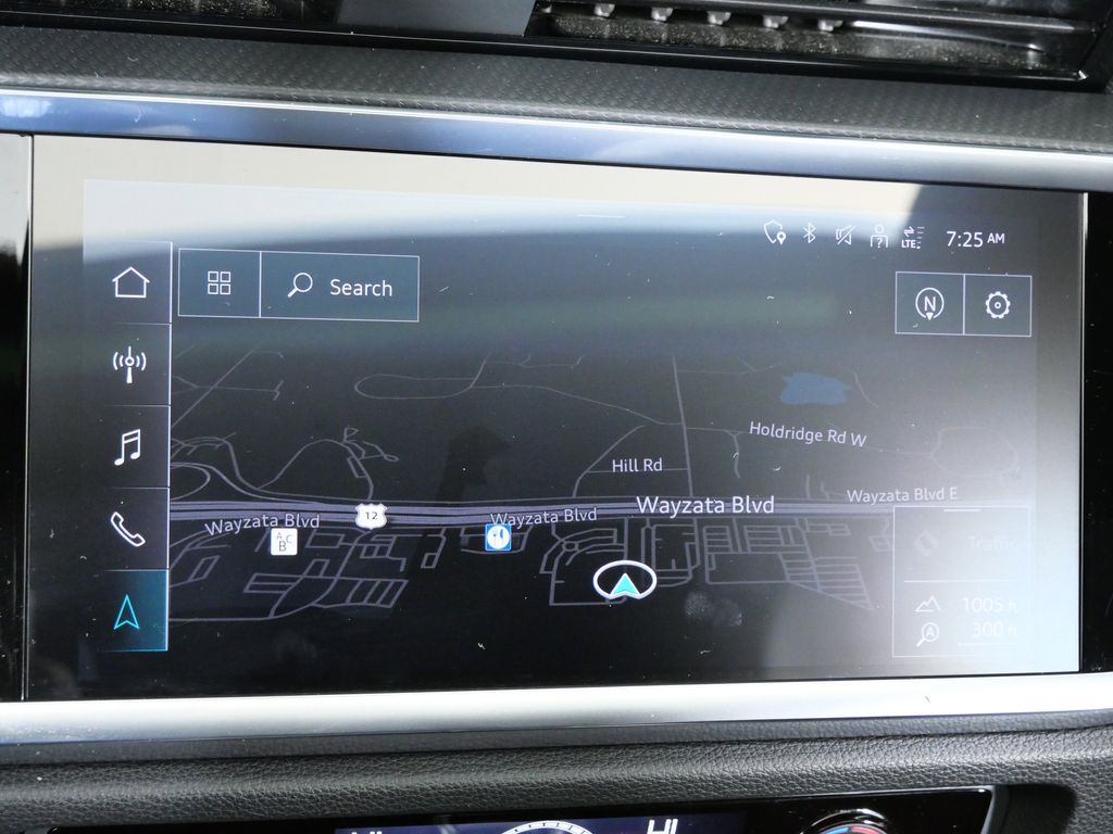 Thumbnail: 2022 Audi Q3 - 45