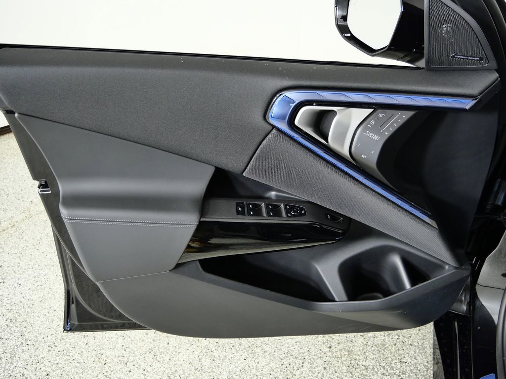 Thumbnail: 2026 BMW X3 - 33