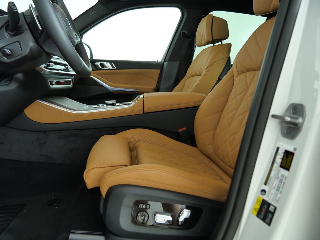 Thumbnail: 2026 BMW X5 - 29