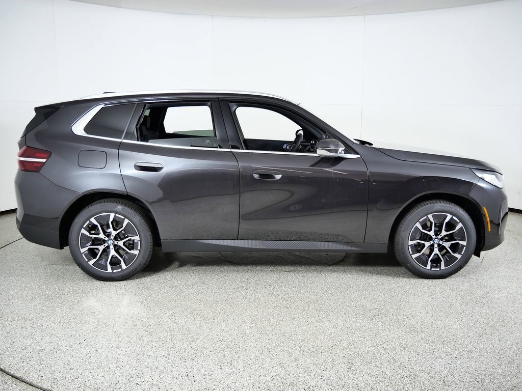 Thumbnail: 2026 BMW X3 - 10