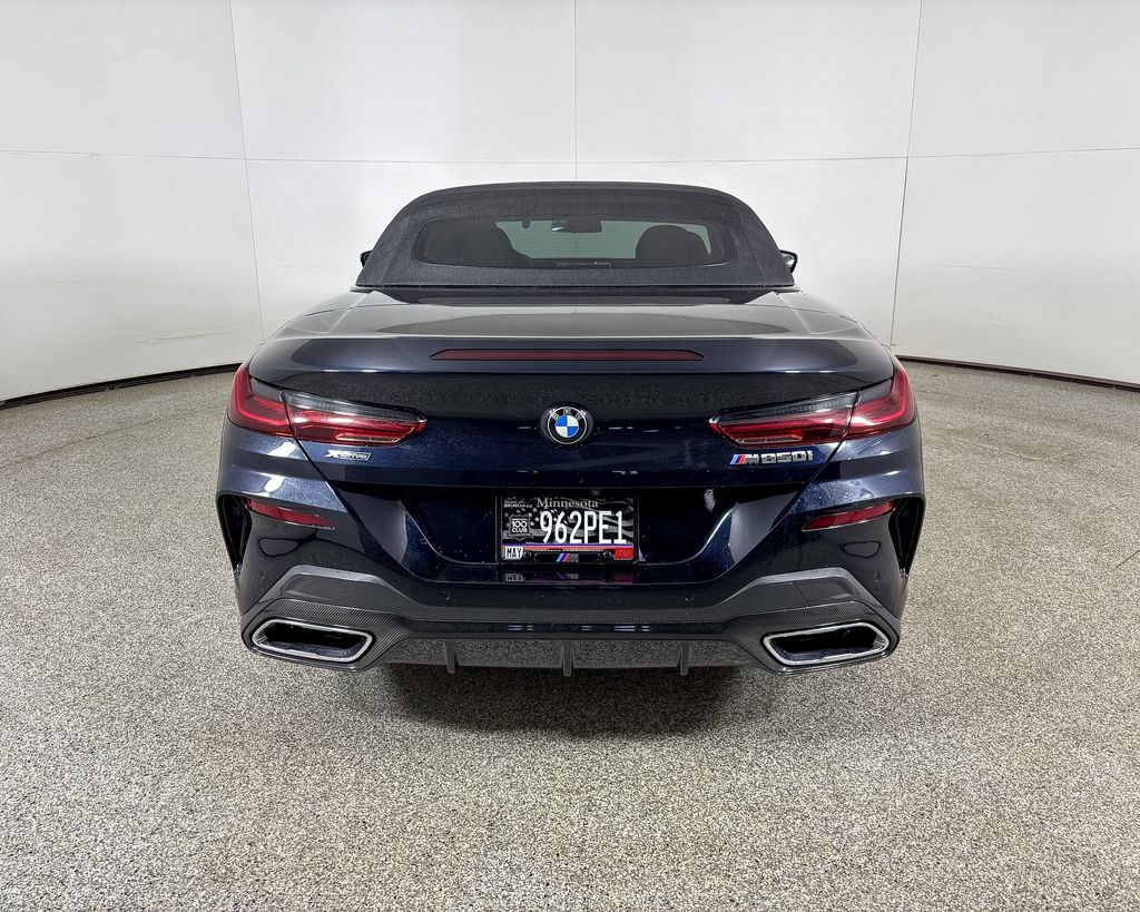 Thumbnail: 2025 BMW 8 Series - 8