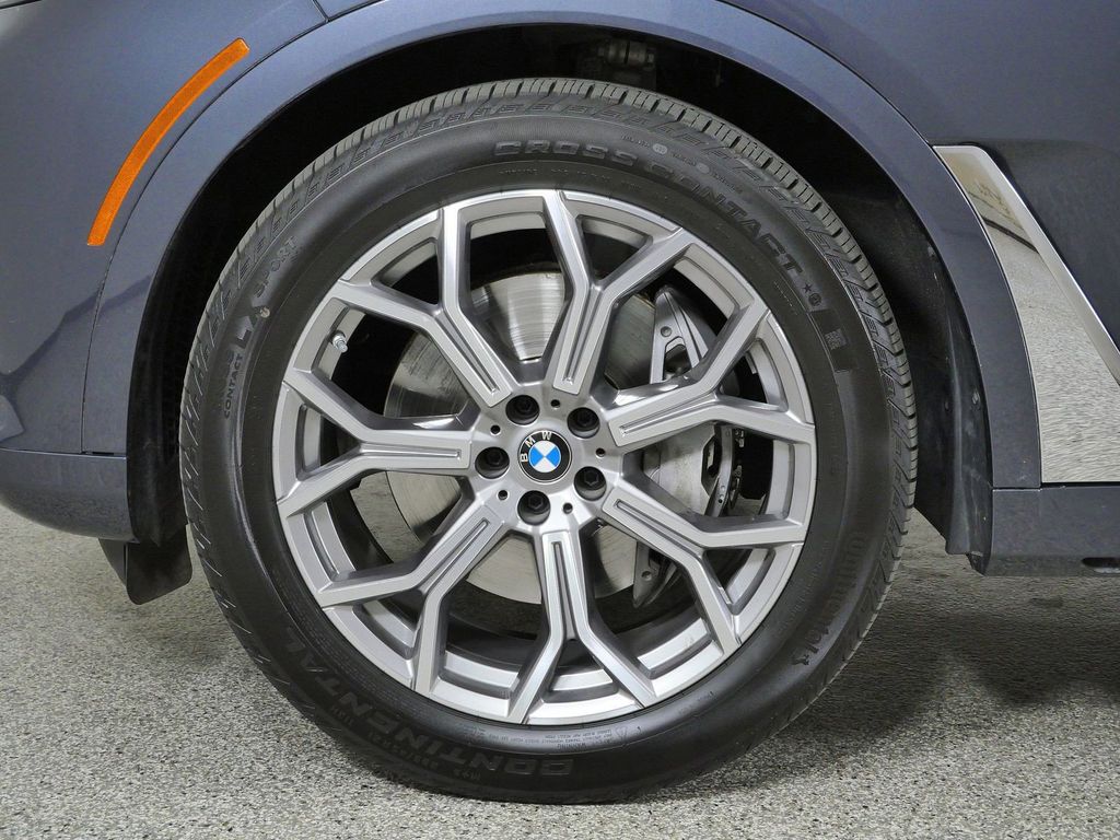 Thumbnail: 2022 BMW X7 - 20