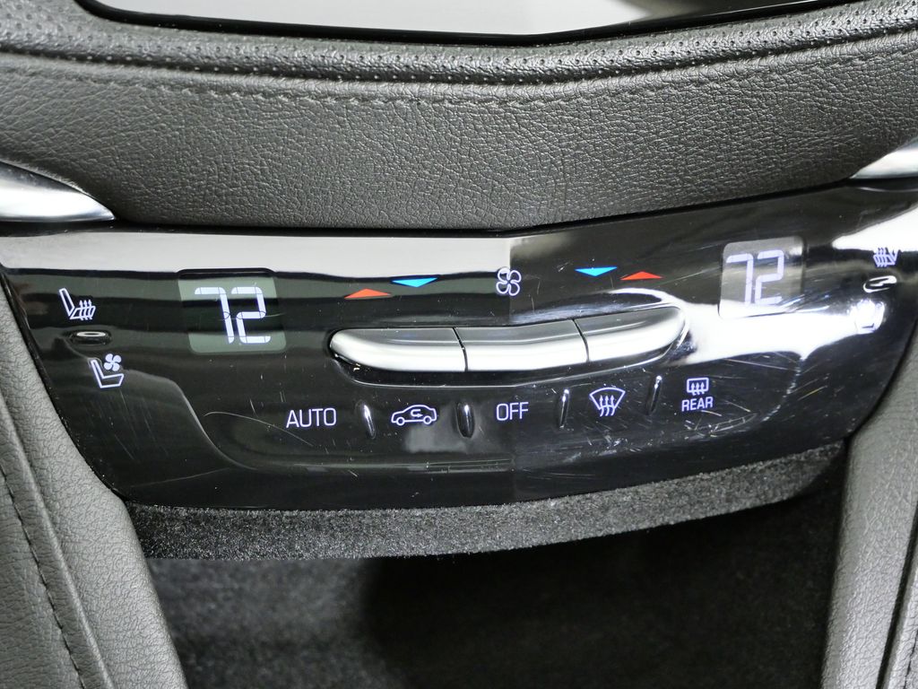 Thumbnail: 2018 Cadillac XT5 - 45