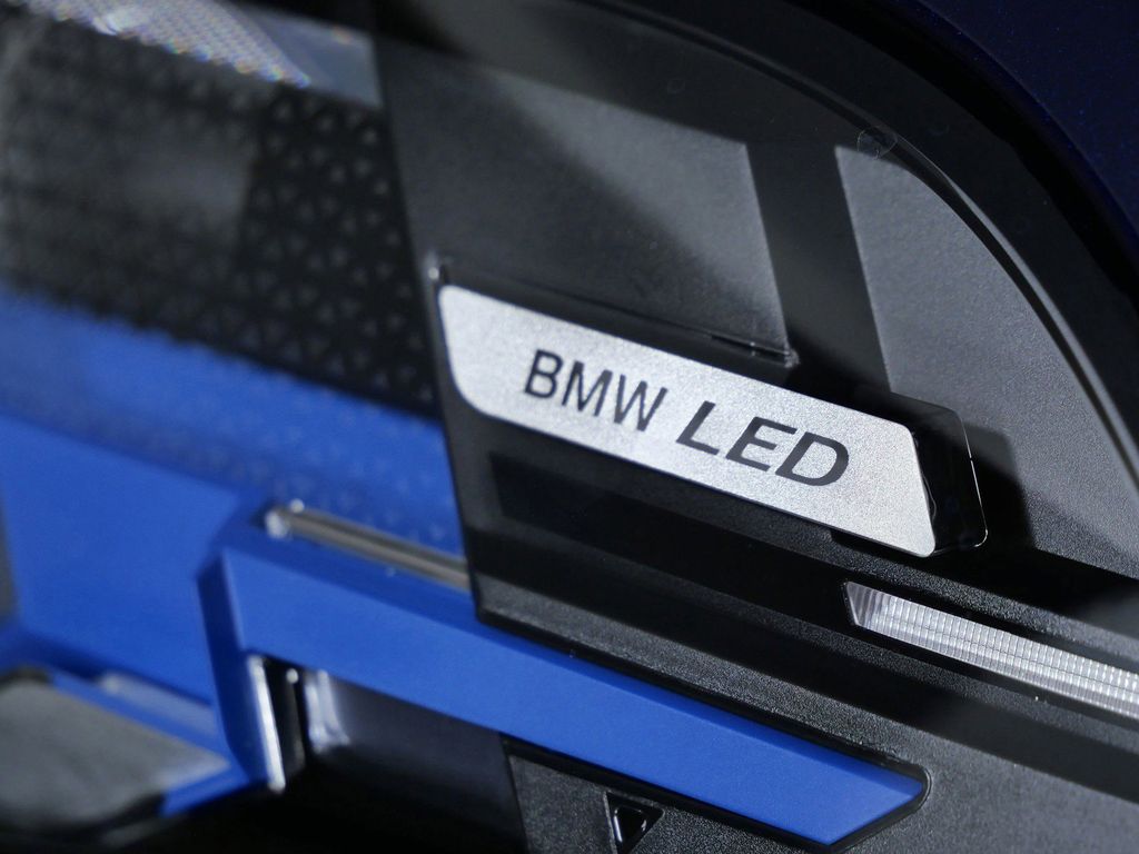 Thumbnail: 2026 BMW X5 - 5