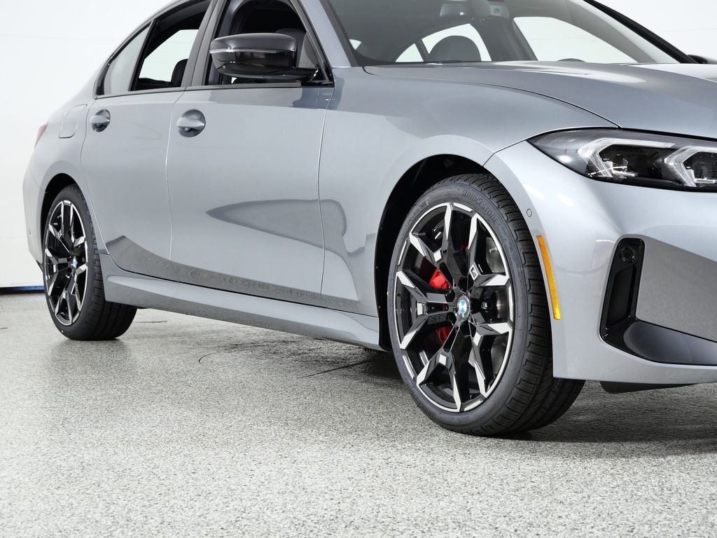 Thumbnail: 2026 BMW 3 Series - 6