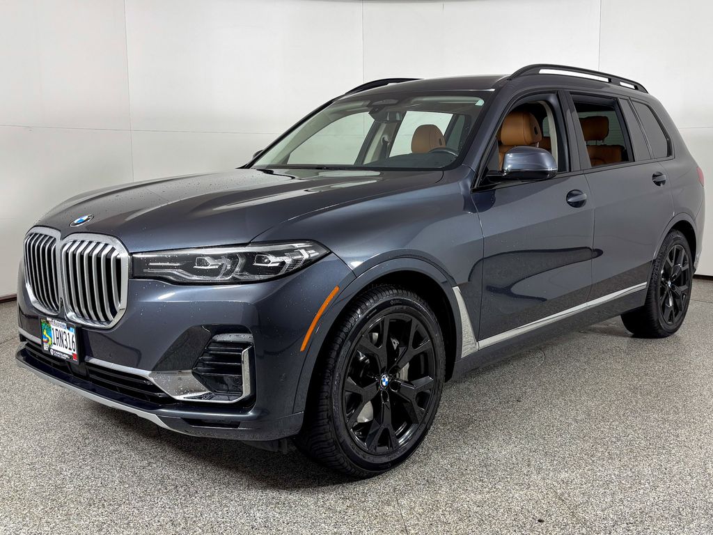 Thumbnail: 2022 BMW X7 - 1
