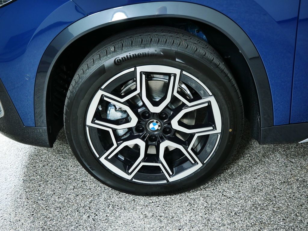 Thumbnail: 2026 BMW X1 - 18