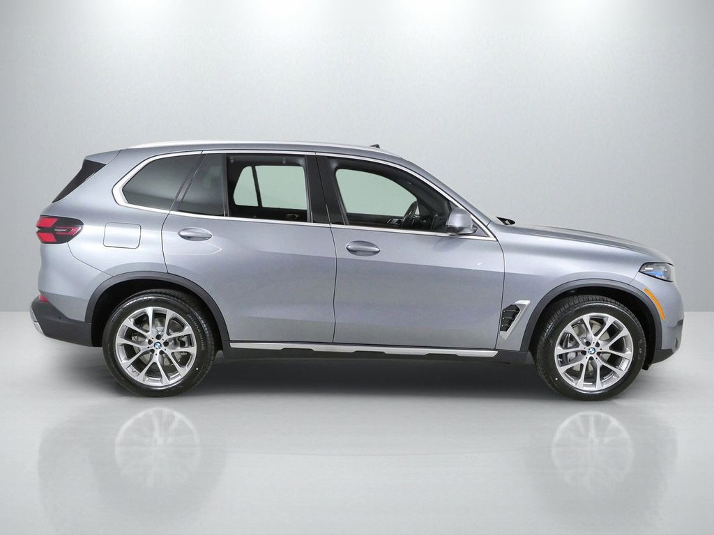 Thumbnail: 2026 BMW X5 - 8
