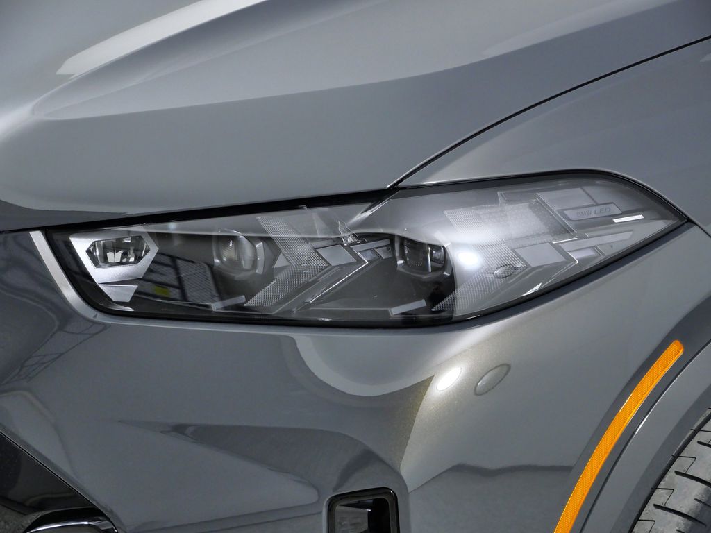 Thumbnail: 2026 BMW X5 - 3