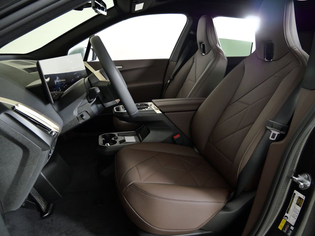 Thumbnail: 2026 BMW iX - 34