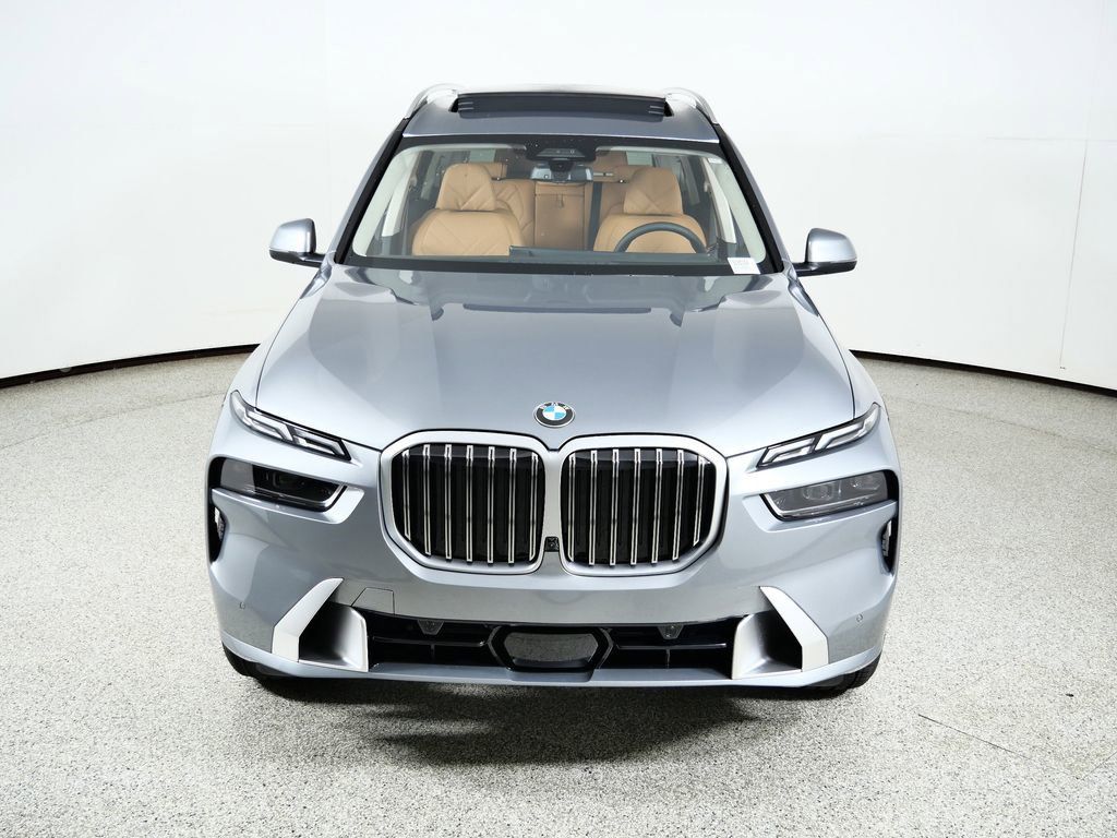 Thumbnail: 2026 BMW X7 - 18
