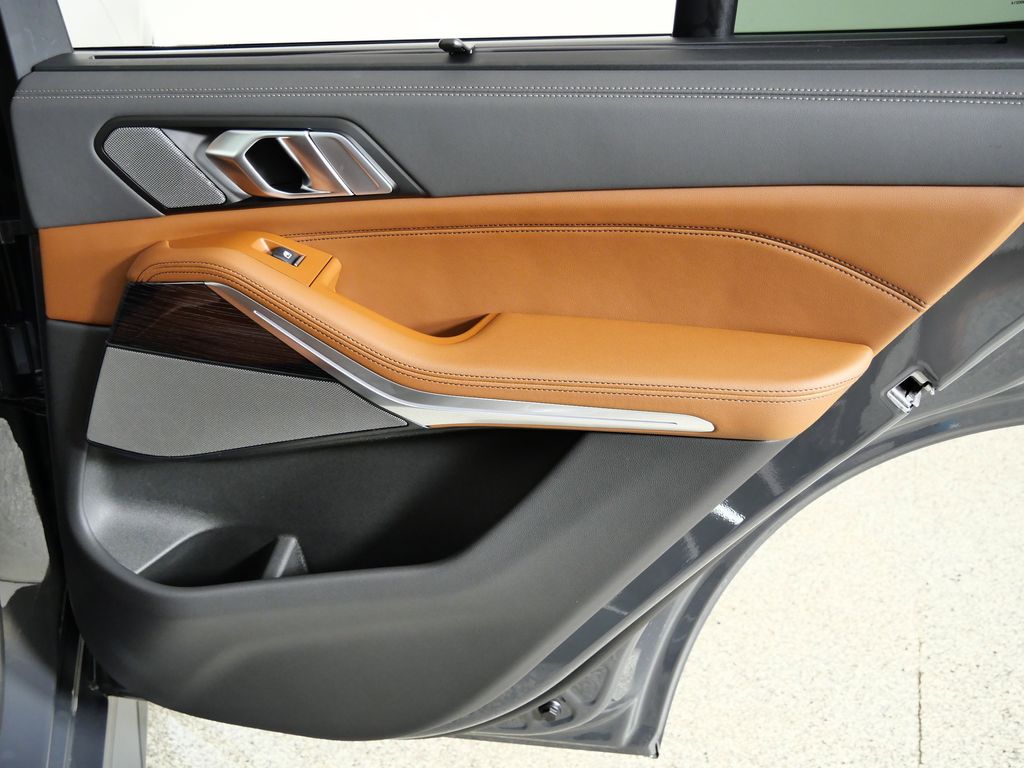 Thumbnail: 2026 BMW X5 - 24