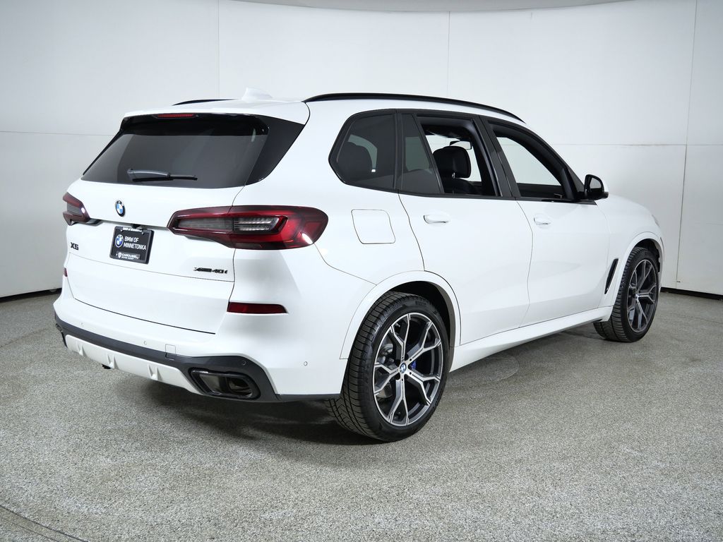 Thumbnail: 2022 BMW X5 - 10
