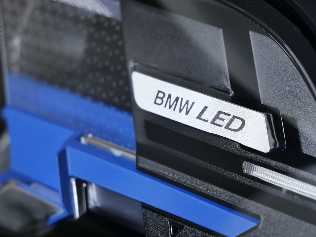 Thumbnail: 2026 BMW X5 - 4