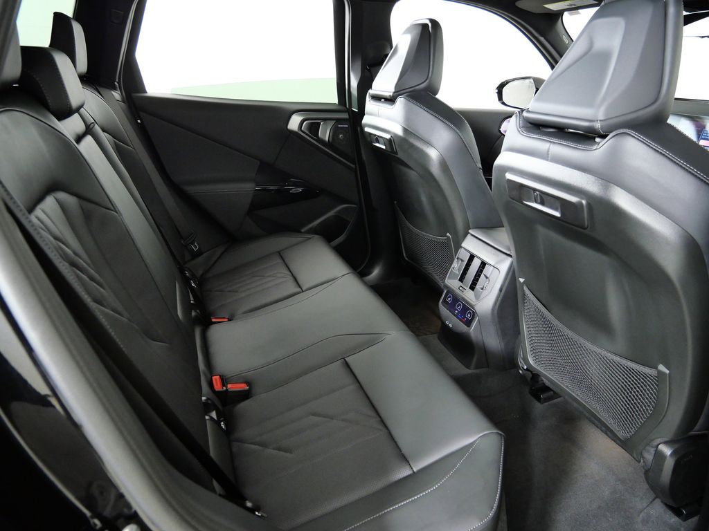 Thumbnail: 2026 BMW X3 - 25