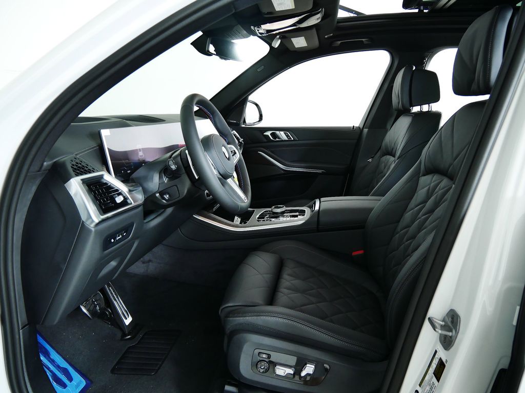 Thumbnail: 2026 BMW X5 - 31