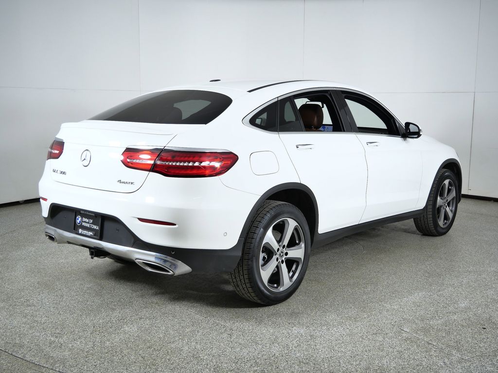 Thumbnail: 2019 Mercedes-Benz GLC - 10