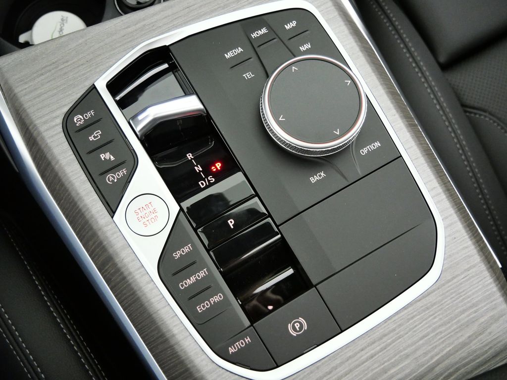 Thumbnail: 2026 BMW 3 Series - 47