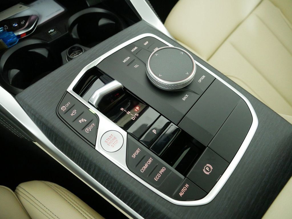 Thumbnail: 2025 BMW 4 Series - 48