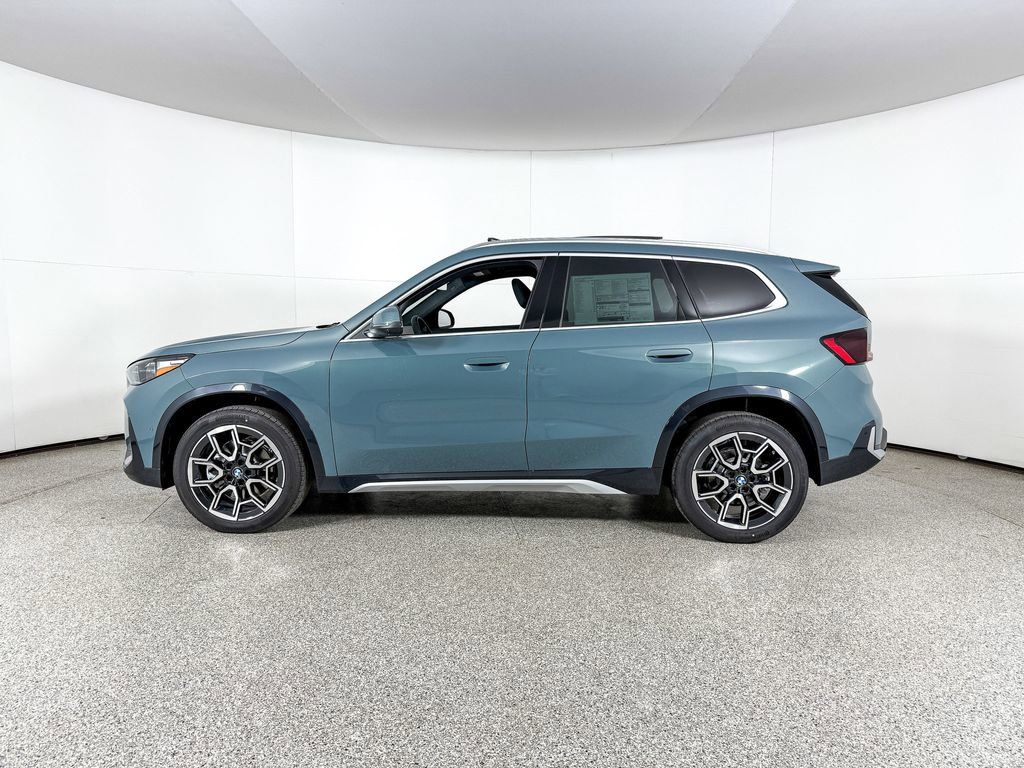 Thumbnail: 2025 BMW X1 - 12