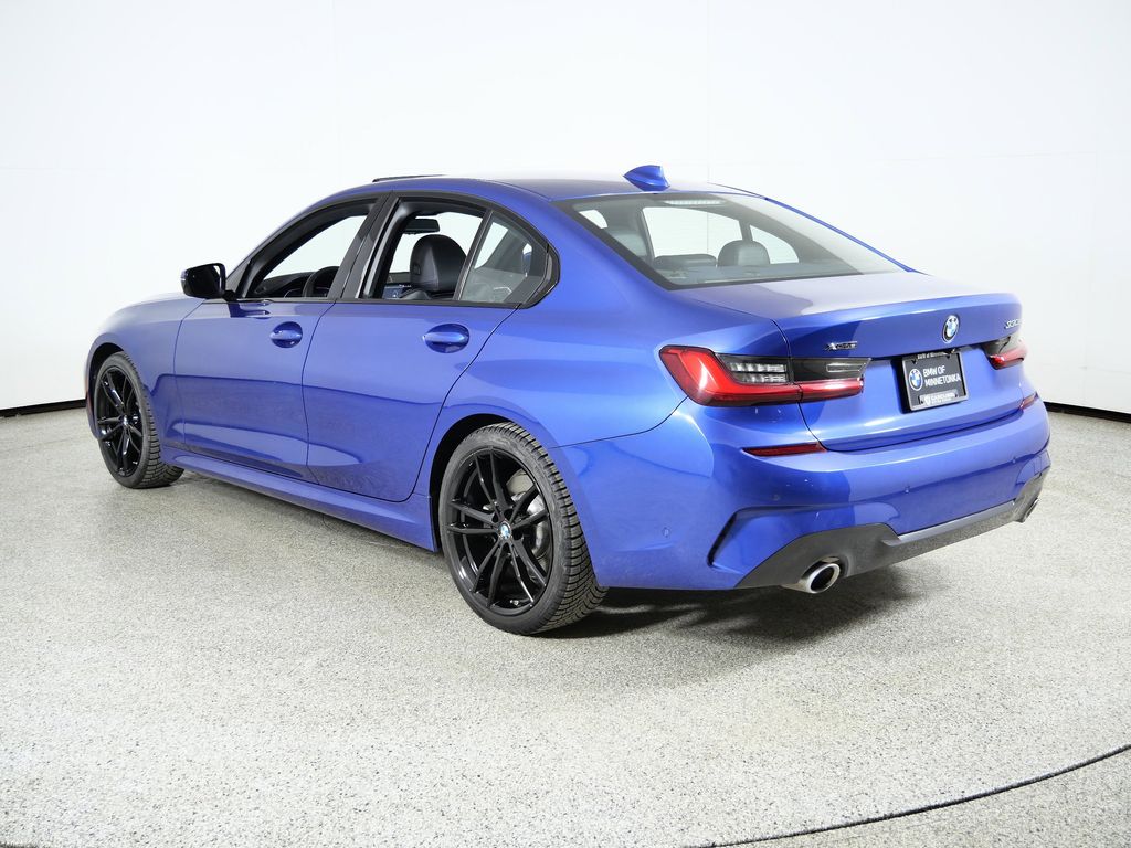 Thumbnail: 2019 BMW 3 Series - 15