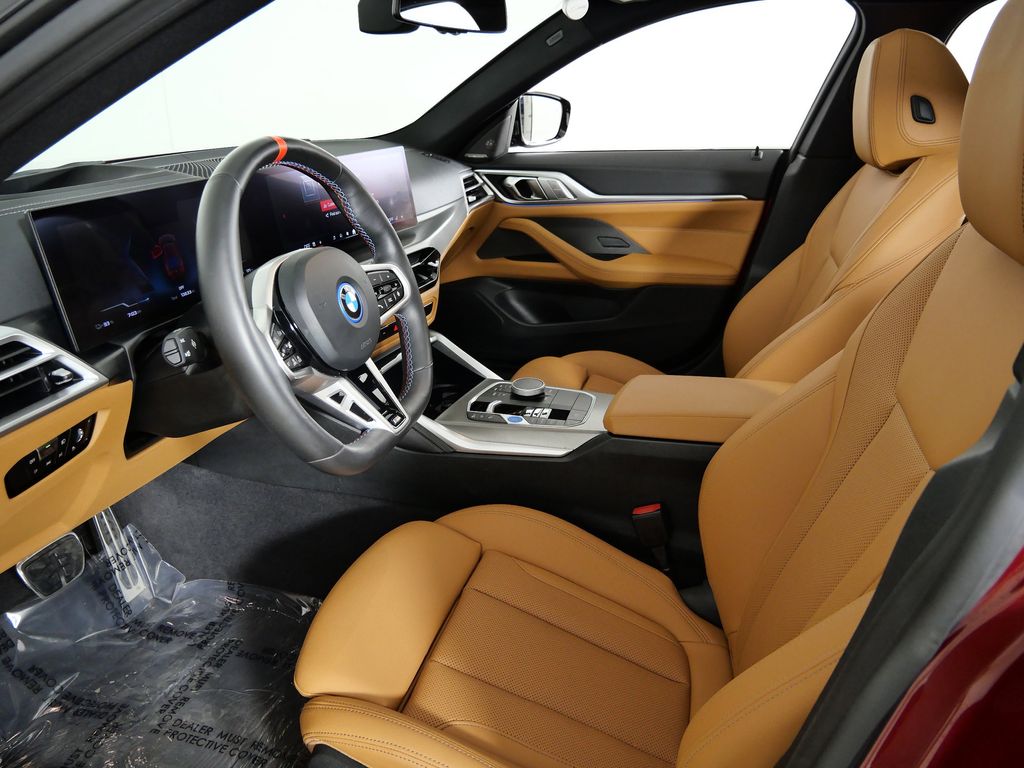 Thumbnail: 2025 BMW i4 - 38