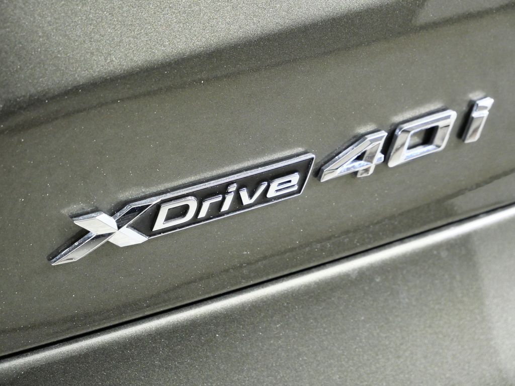 Thumbnail: 2025 BMW X5 - 13