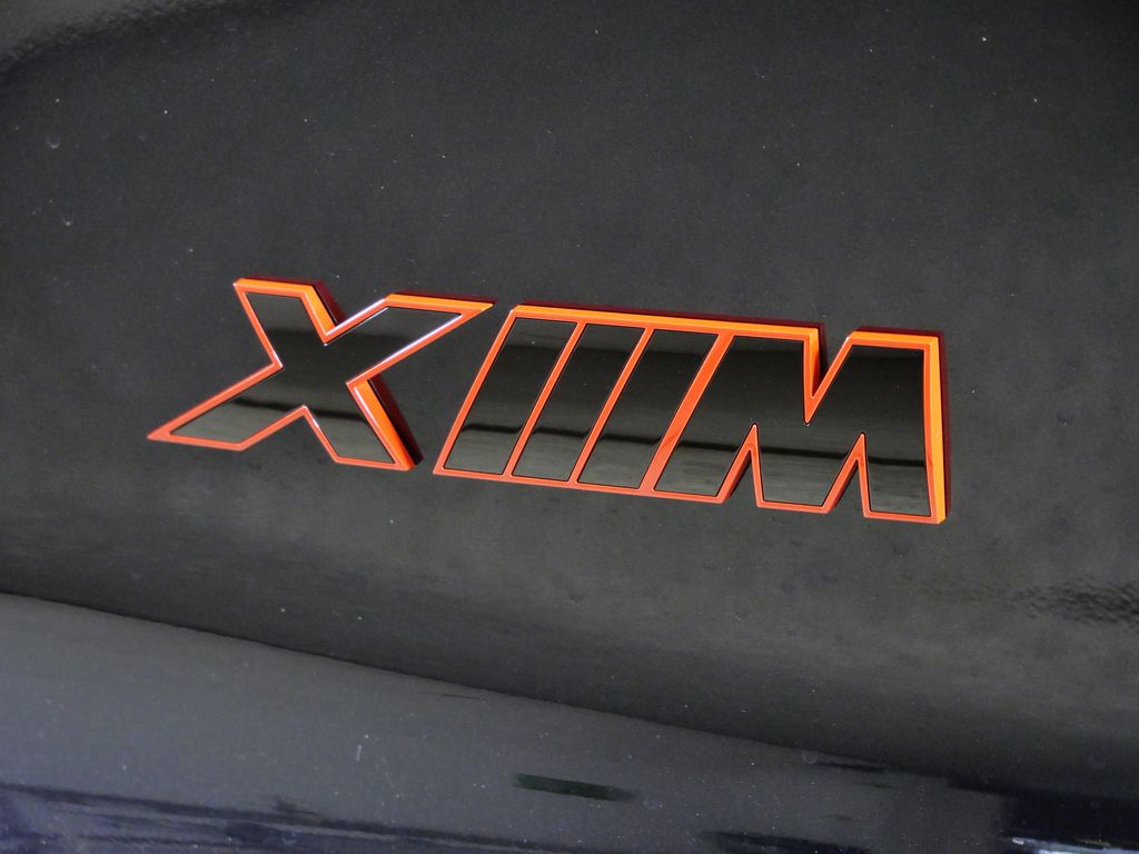Thumbnail: 2026 BMW XM - 11