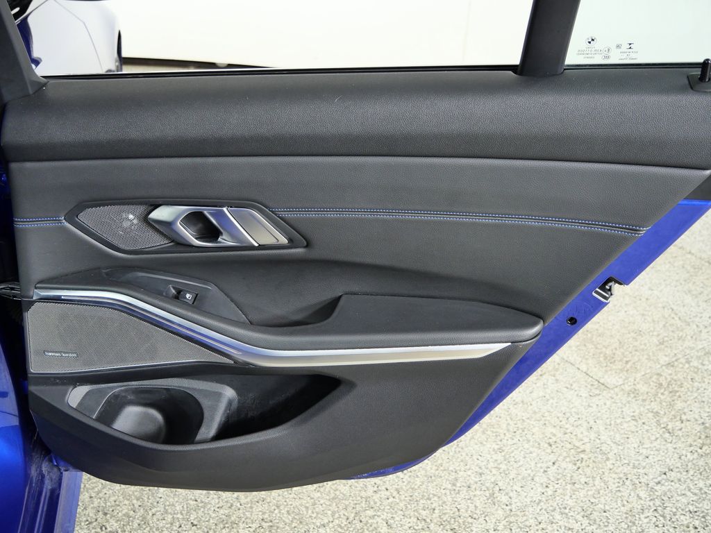 Thumbnail: 2019 BMW 3 Series - 25