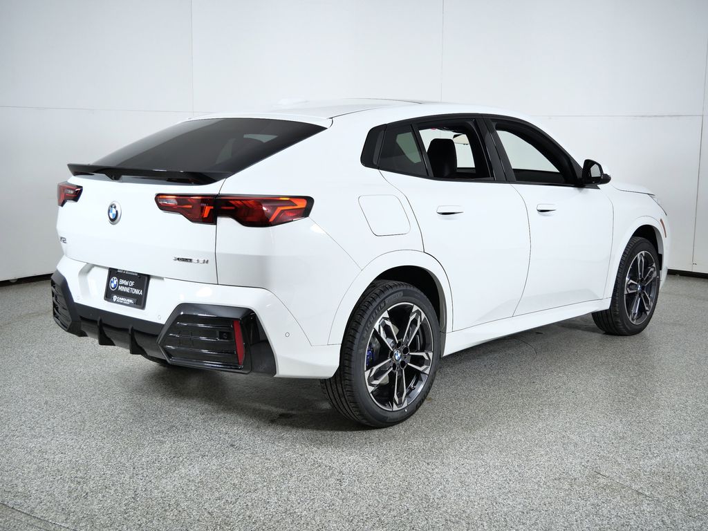 Thumbnail: 2026 BMW X2 - 9