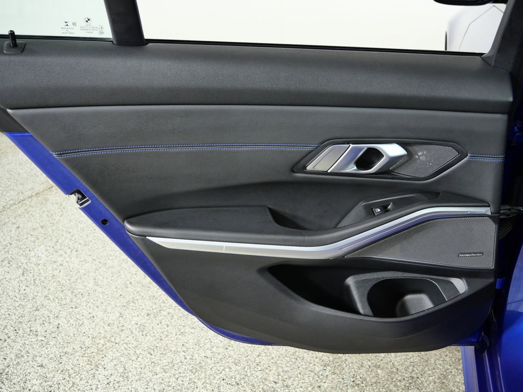 Thumbnail: 2019 BMW 3 Series - 30