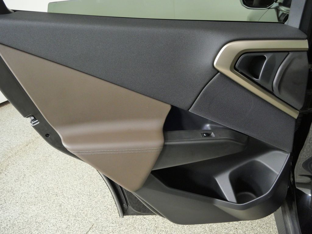 Thumbnail: 2025 BMW X3 - 34