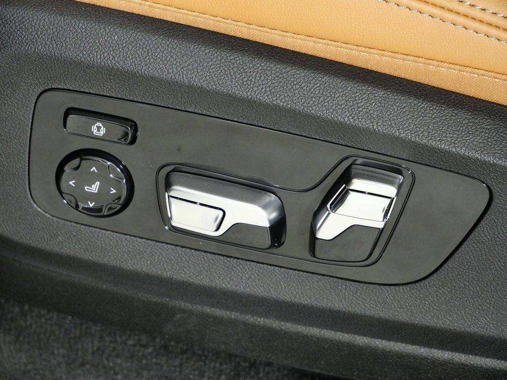 Thumbnail: 2026 BMW X5 - 39