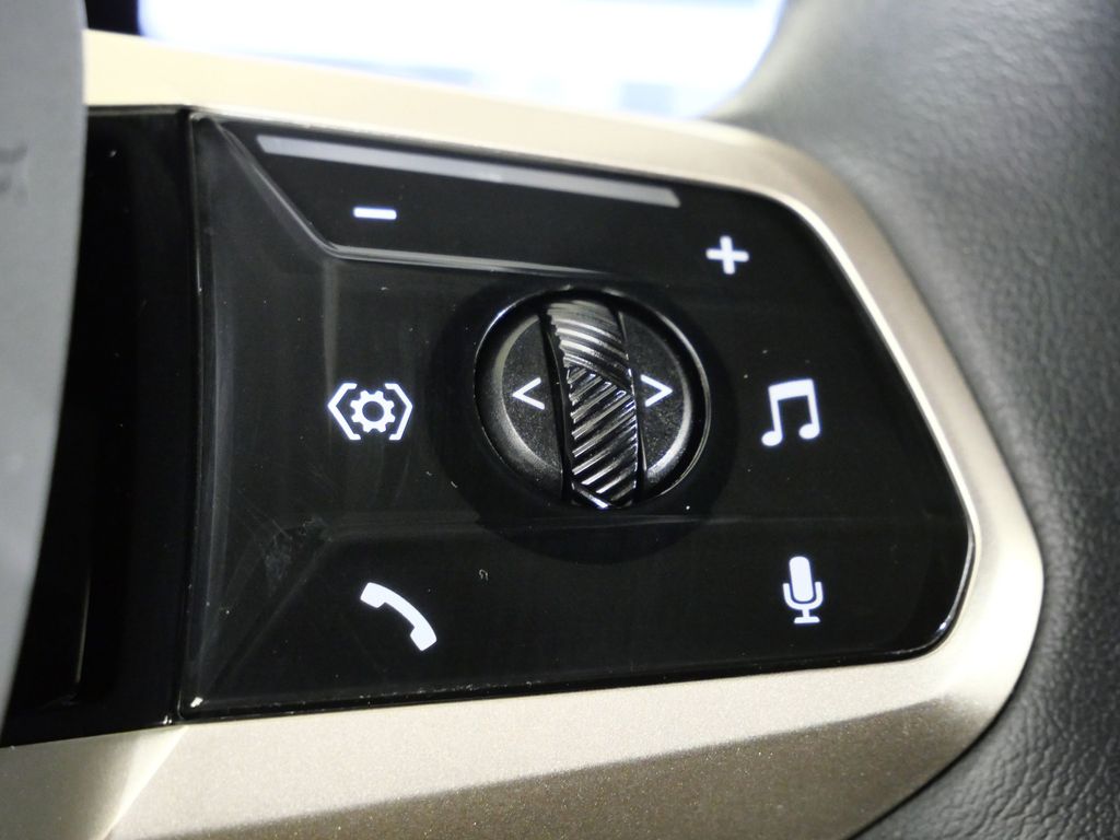 Thumbnail: 2024 BMW iX - 45