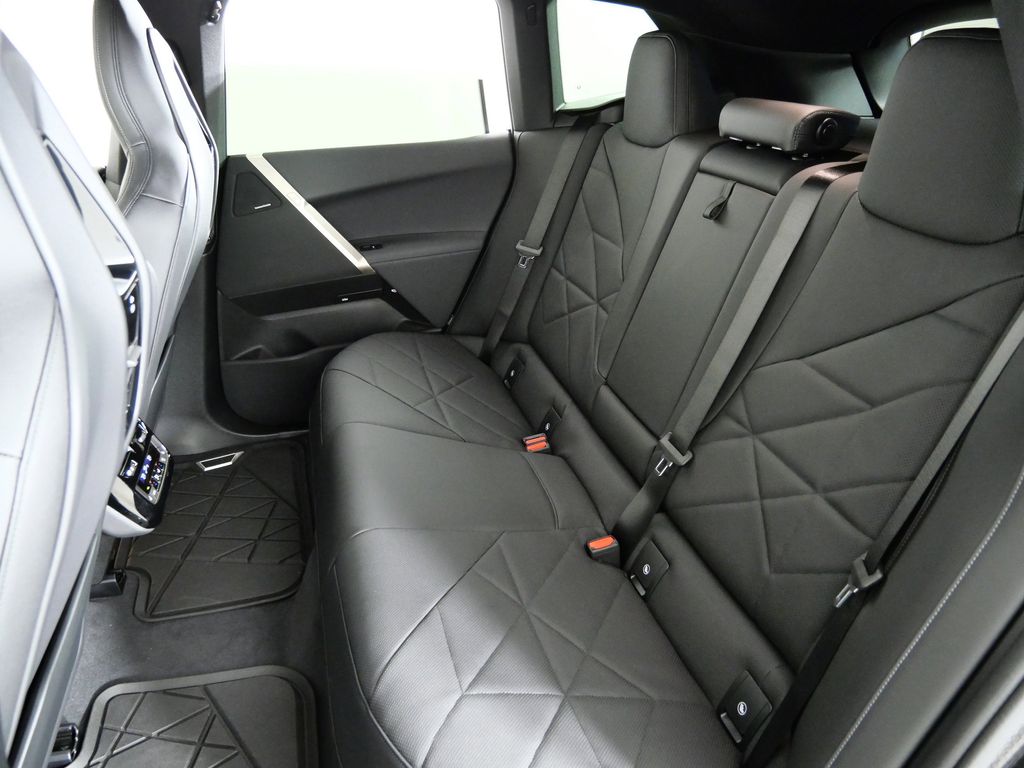 Thumbnail: 2026 BMW iX - 31