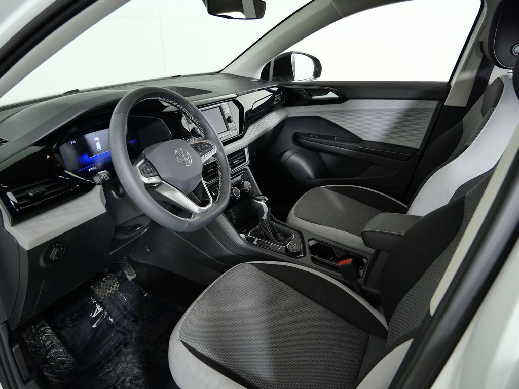 Thumbnail: 2024 Volkswagen Taos - 31