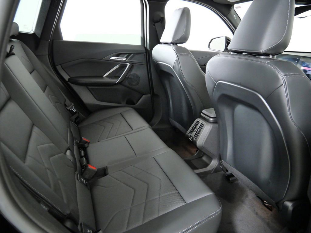 Thumbnail: 2026 BMW X1 - 24