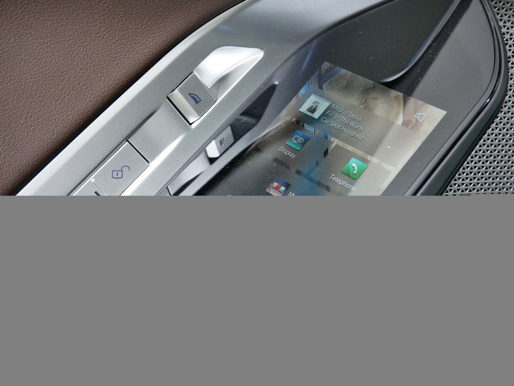 Thumbnail: 2024 BMW i7 - 29