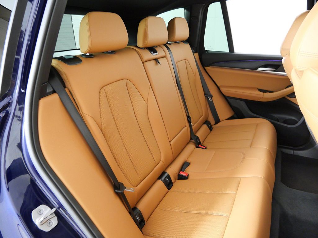 Thumbnail: 2023 BMW X3 - 28