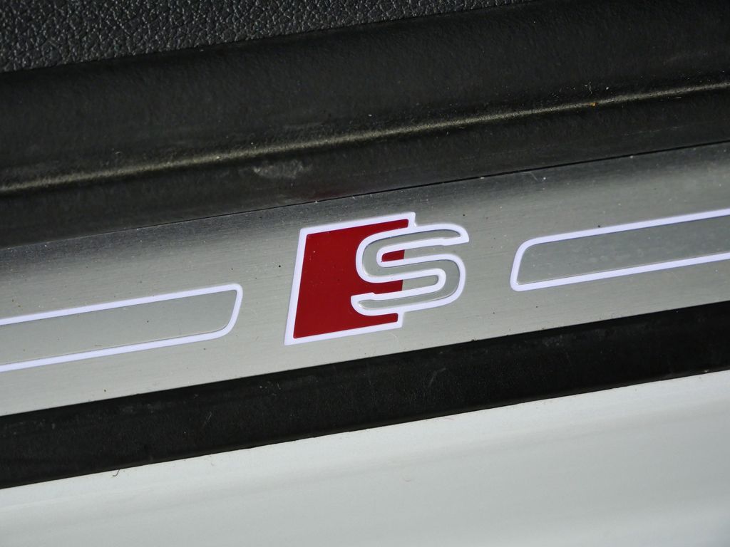 Thumbnail: 2017 Audi A4 - 24