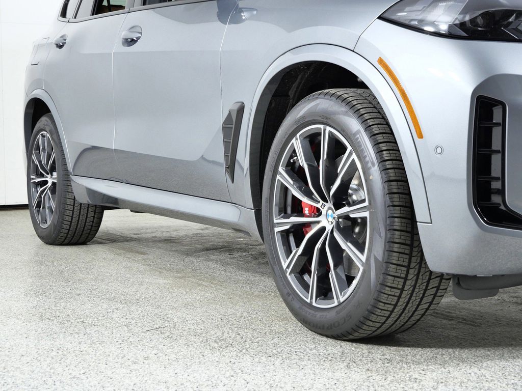 Thumbnail: 2026 BMW X5 - 6