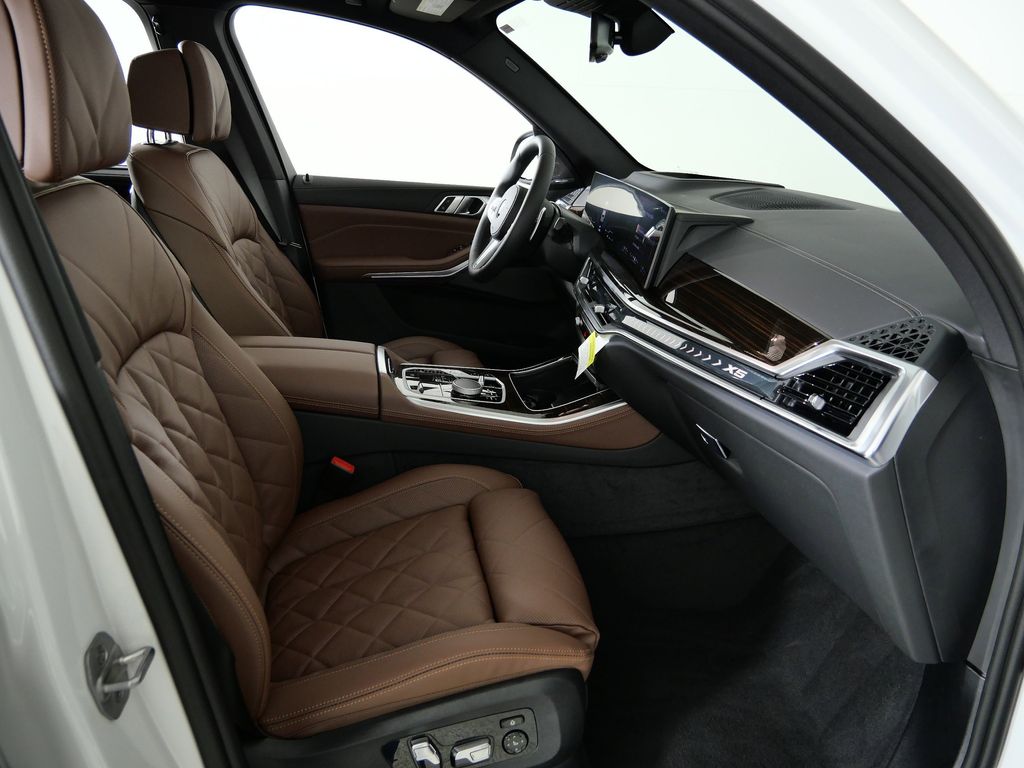 Thumbnail: 2026 BMW X5 - 20